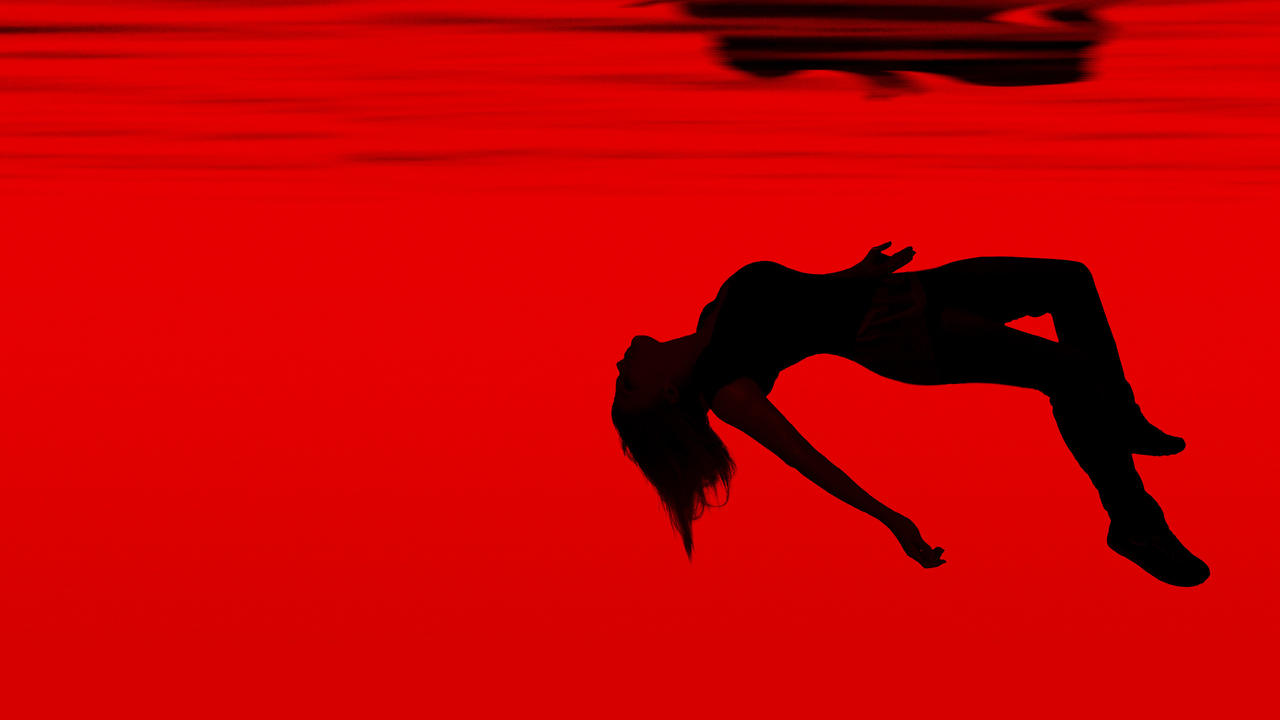 Falling Water - Spanish TV show backdrop